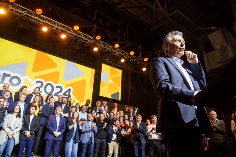 Macri pidió respaldo para Milei pero criticó el círculo presidencial