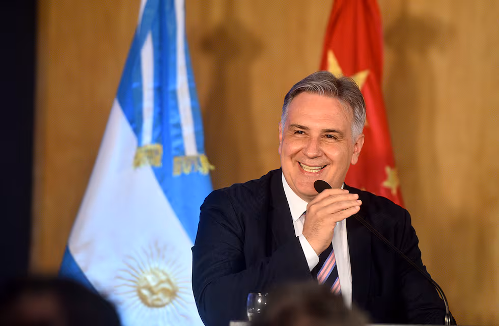Martín Llaryora cuestionó a Cristina Fernández y señaló que su dirigencia “atrasa”